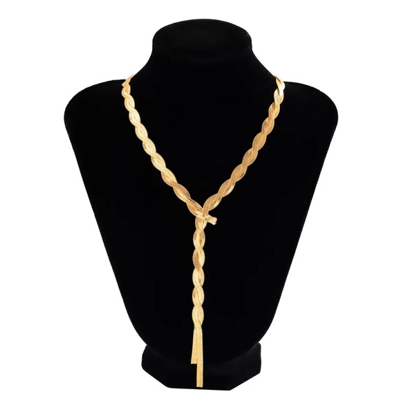 ✨✨Twisted Snake Gold Lariat Necklace✨✨ - Picture 2 of 4